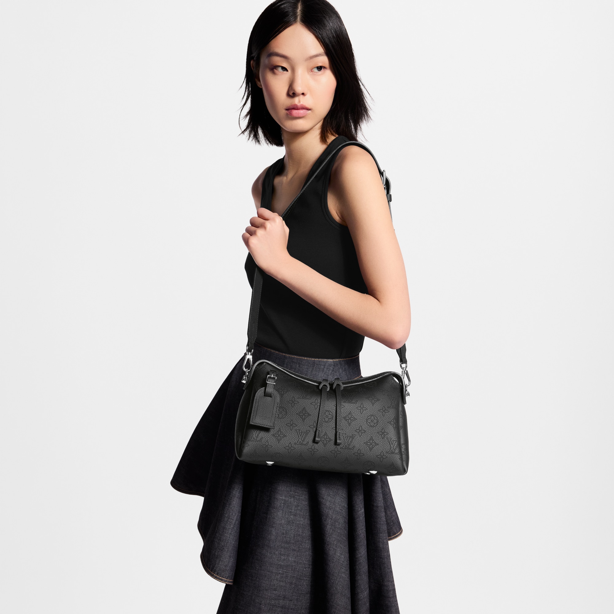 Hand It All PM Mahina - Women - Handbags | LOUIS VUITTON ®